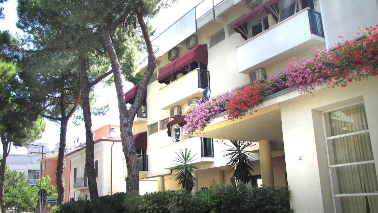 Hotel New Primula Rimini Exterior foto